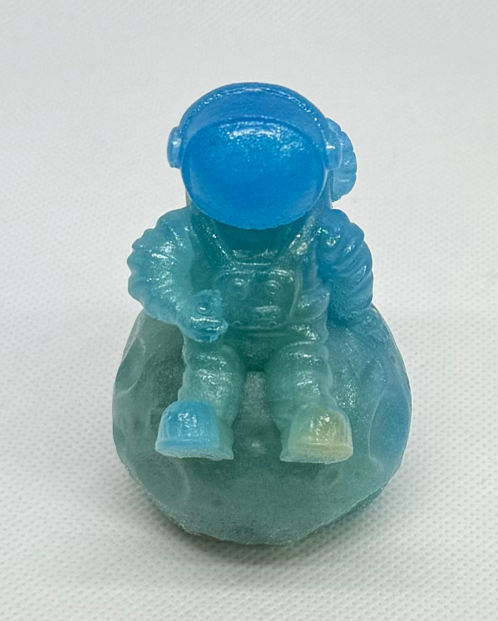 Astronaut on Moon